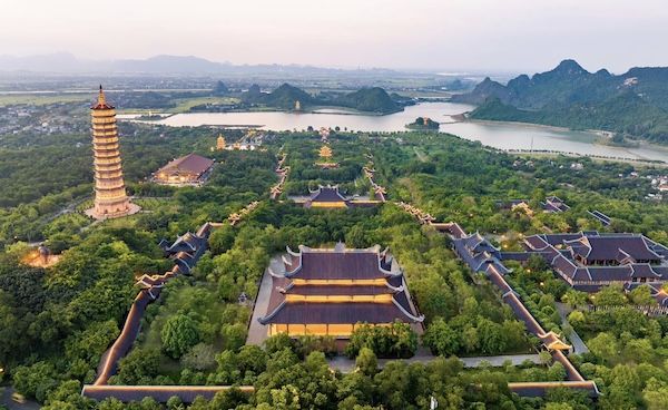 Bai Dinh Pagoda 2
