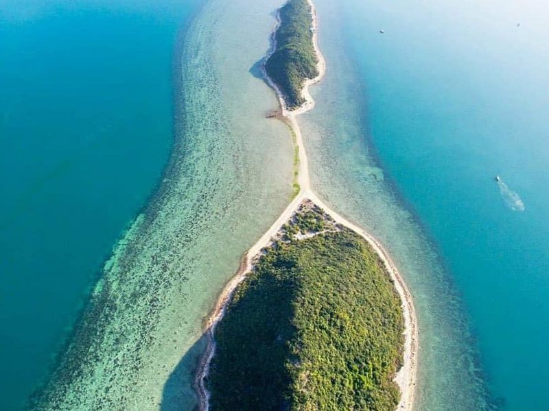 Hon Ong Island, Van Phong Bay: Vietnam’s Hidden Island Escape 1 Vinh Van Phong